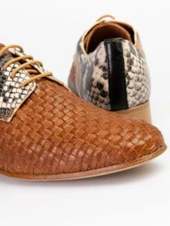 Baldinini Leren Veterschoenen Lichtbruin/meerkleurig -Gstar Kleding Winkel baldinini leren veterschoenen lichtbruin meerkleurig 3