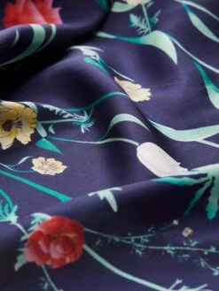 Becksöndergaard Zijden Sjaal Donkerblauw - (L)65 X (B)65 Cm -Gstar Kleding Winkel becksondergaard zijden sjaal donkerblauw l 65 x b 65 cm 2