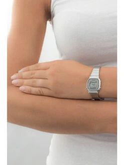 Kwartshorloge "Casio Retro" Zilverkleurig/grijs -Gstar Kleding Winkel casio kwartshorloge casio retro zilverkleurig grijs 5