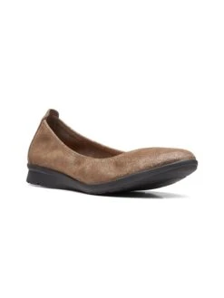Clarks Leren Ballerina's Lichtbruin -Gstar Kleding Winkel clarks leren ballerinas lichtbruin 1
