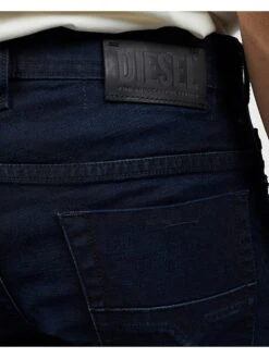 Spijkerbroek "Thommer" - Regular Fit - Donkerblauw -Gstar Kleding Winkel diesel clothes spijkerbroek thommer regular fit donkerblauw 3