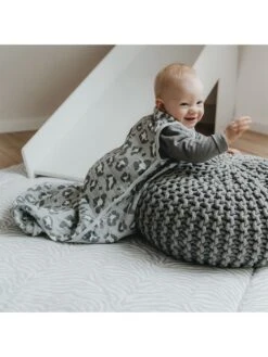 Babyslaapzak Grijs -Gstar Kleding Winkel emmaandnoah babyslaapzak grijs 3