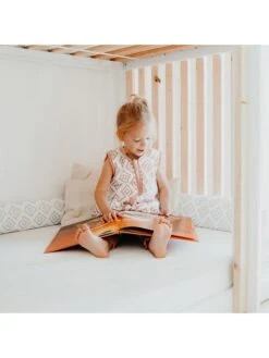 Babyslaapzak Met Voetjes Wit/lichtroze 10 Babyslaapzak Met Voetjes Wit/lichtroze -Gstar Kleding Winkel emmaandnoah babyslaapzak met voetjes wit lichtroze 3