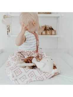 Babyslaapzak Wit/lichtroze 19 Babyslaapzak Wit/lichtroze -Gstar Kleding Winkel emmaandnoah babyslaapzak wit lichtroze 8