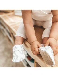 Kruipschoentjes Grijs -Gstar Kleding Winkel emmaandnoah kruipschoentjes grijs 3