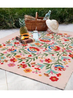 Picknickdeken "Mexican Flowers" Beige/rood - (L)170 X (B)140 Cm -Gstar Kleding Winkel folkifreckles picknickdeken mexican flowers beige rood l 170 x b 140 cm 1