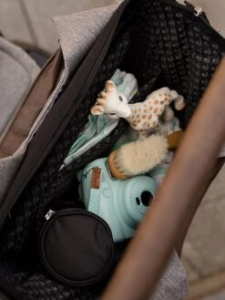 Luiertas "Indy" Beige - (B)45 X (H)27 X (D)21 Cm 13 Luiertas "Indy" Beige - (B)45 X (H)27 X (D)21 Cm -Gstar Kleding Winkel gesslein luiertas indy beige b 45 x h 27 x d 21 cm 3