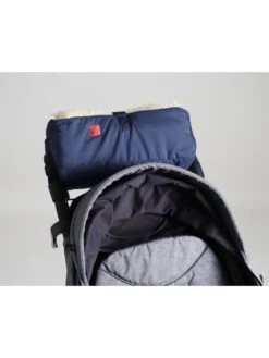 Handwarmer Met Lamsvacht "Biggy" Donkerblauw - (L)22x (B)45 Cm -Gstar Kleding Winkel kaiser naturfellprodukte handwarmer met lamsvacht biggy donkerblauw l 22x b 45 cm 3