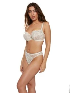 Halfvoorgevormde Beha "Cocoparis" Crème