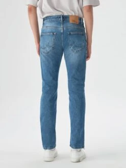 LTB Spijkerbroek "Hollywood" - Regular Fit - Lichtblauw -Gstar Kleding Winkel ltb spijkerbroek hollywood regular fit lichtblauw 1