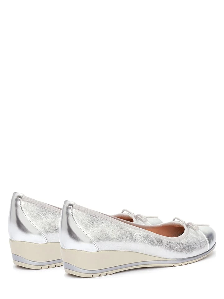 Leren Sleehakpumps Zilverkleurig 5 Leren Sleehakpumps Zilverkleurig - Afbeelding 3