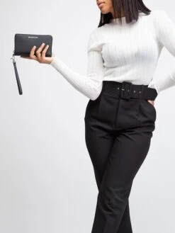 Michael Kors Leren Portemonnee Zwart - (B)18 X (H)10,5 X (D)3 Cm -Gstar Kleding Winkel michael kors leren portemonnee zwart b 18 x h 10 5 x d 3 cm 6