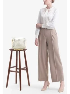 Leren Schoudertas "Ninfea" Goudkleurig/wit - (B)20 X (H)22 X (D)2 Cm -Gstar Kleding Winkel mila blu leren schoudertas ninfea goudkleurig wit b 20 x h 22 x d 2 cm 3