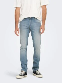 Only & Sons Spijkerbroek "Loom" - Slim Fit - Lichtblauw -Gstar Kleding Winkel only and sons spijkerbroek loom slim fit lichtblauw 2