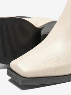 ONLY Enkelboots "Bunny" Zandkleurig/zwart -Gstar Kleding Winkel only enkelboots bunny zandkleurig zwart 4