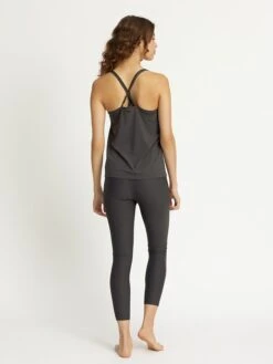 Trainingstop "Ann" Zwart -Gstar Kleding Winkel rethinkit trainingstop ann zwart 3