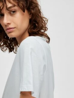 Selected Femme Shirt "Essential" Wit -Gstar Kleding Winkel selected femme shirt essential wit 3