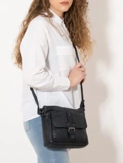 Leren Schoudertas Donkerblauw - (B)24 X (H)21 X (D)7 Cm -Gstar Kleding Winkel the trend leren schoudertas donkerblauw b 24 x h 21 x d 7 cm 4