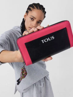 TOUS Portemonnee "Empire Cotton" Roze/zwart - (B)20 X (H)10,5 X (D)2,5 Cm -Gstar Kleding Winkel tous portemonnee empire cotton roze zwart b 20 x h 10 5 x d 2 5 cm 3