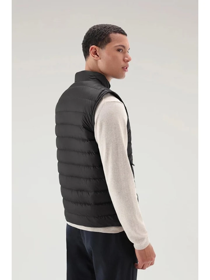 Woolrich Donsbodywarmer "Sundance" Zwart 4 Woolrich Donsbodywarmer "Sundance" Zwart - Afbeelding 2