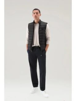 Woolrich Donsbodywarmer "Sundance" Zwart 9 Woolrich Donsbodywarmer "Sundance" Zwart -Gstar Kleding Winkel woolrich donsbodywarmer sundance zwart 3